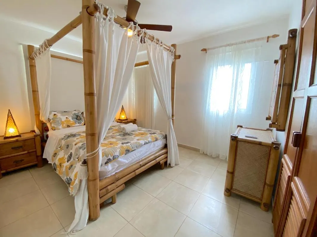 Blue Ocean Beachfront Villas & Apartments - Wifi, Pool, Bbq, Playa Los Corales Punta Cana